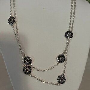 Beautiful Trifari Silver Tone Necklace (34") for any occasion